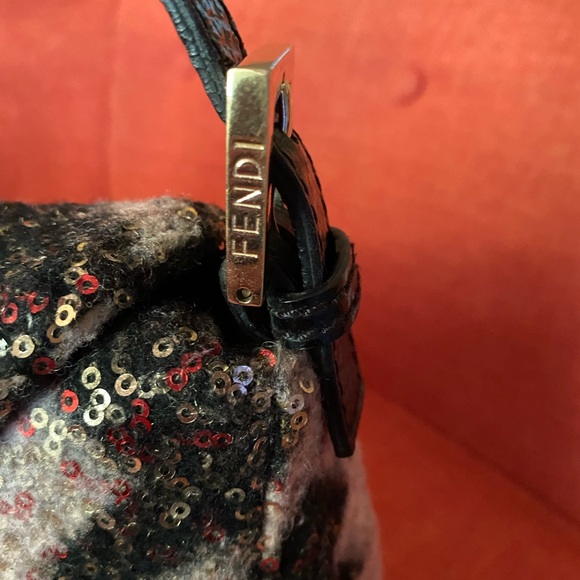 Fendi bag - Picture 7 of 16